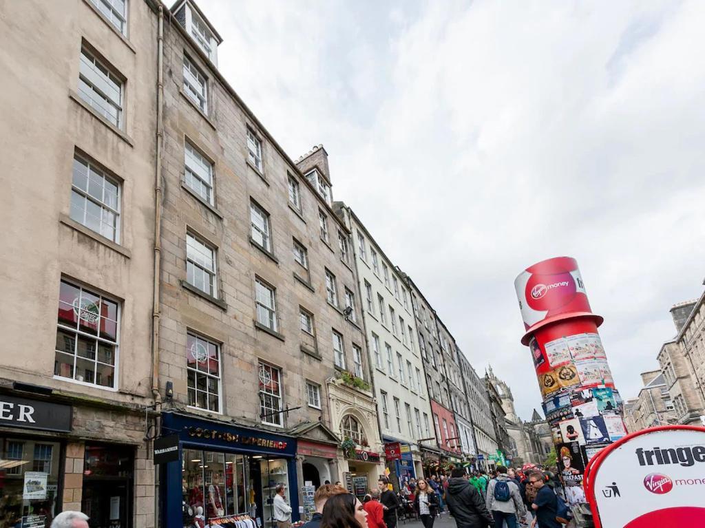 Stunning Flat - Royal Mile Near Edinburgh Castle With Wifiアパートメント エクステリア 写真